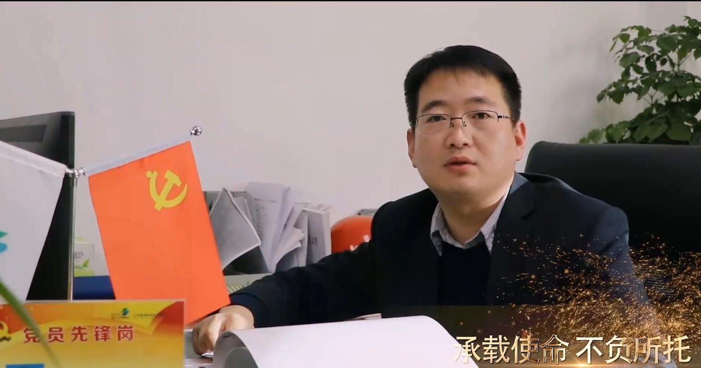 【新時(shí)代產(chǎn)業(yè)工人風(fēng)采】市交通集團(tuán)金牌職工——?jiǎng)耘? /> </a><p>【新時(shí)代產(chǎn)業(yè)工人風(fēng)采】市交通集團(tuán)金牌職工——?jiǎng)耘?/p></li> 
              
               
              
              <li><a href=